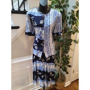 Vintage A.K.F 2 Piece Shirt & Skirt Suit 10 Blue Floral Short Sleeve Round Neck